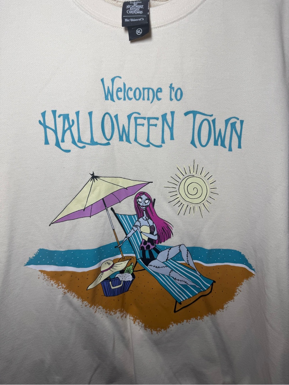 EUC Disney Nightmare Before Christmas Box Lunch Exclusive Sweatshirt Size XL - Picture 3 of 6